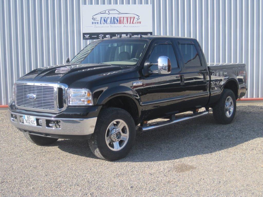photographie de la voiture présentée