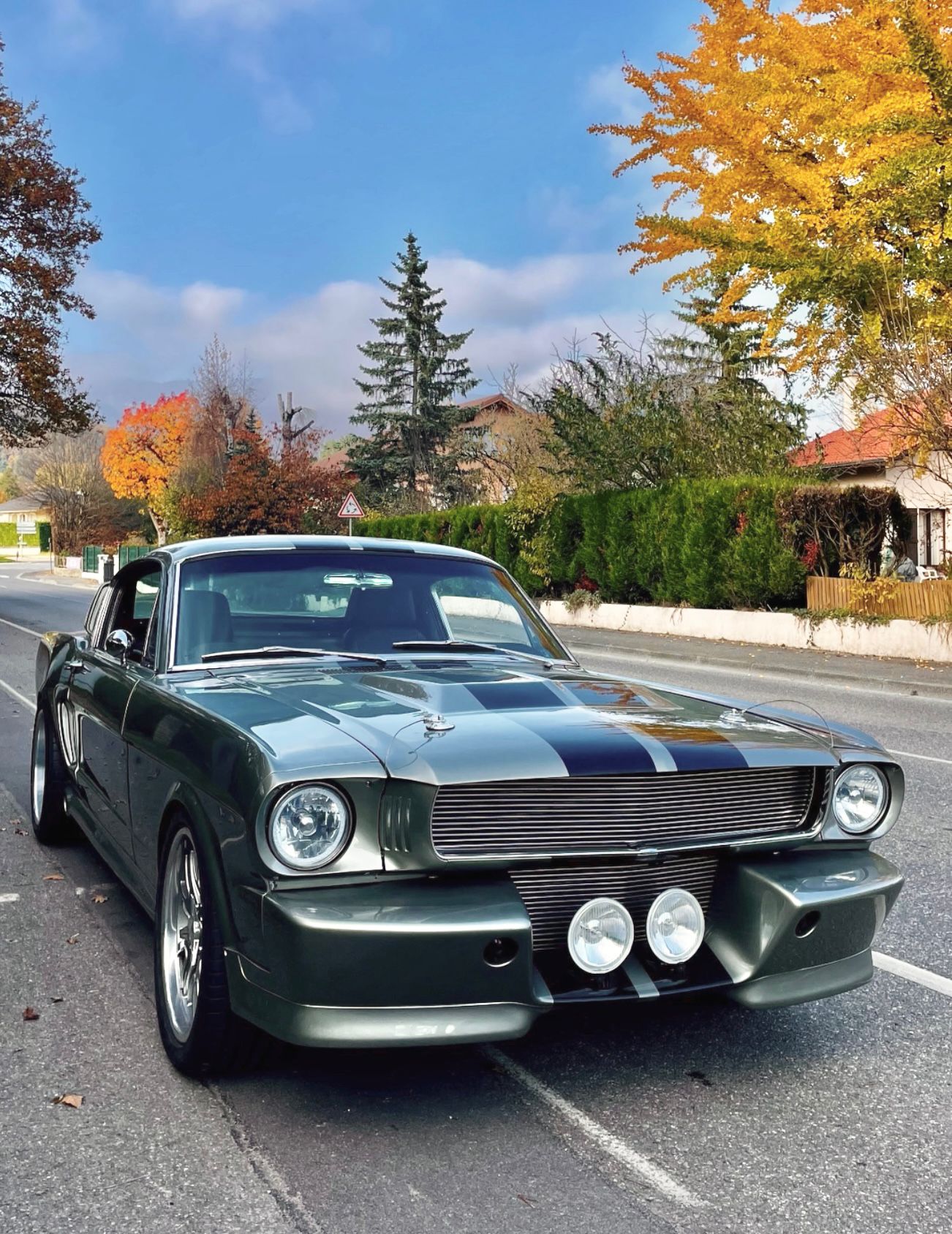 photographie de la voiture présentée